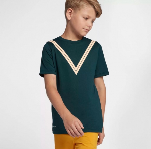 Detské tričko Nike Court Dri-FIT RF AQ0326-372 zelené Detské tričko Nike Court Dri-FIT RF AQ0326-372 zelené